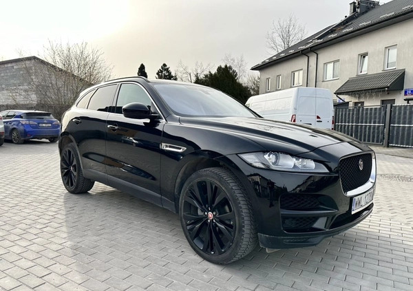 Jaguar F-Pace cena 137999 przebieg: 81000, rok produkcji 2019 z Marki małe 352